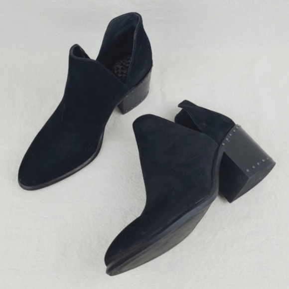 Vince Camuto Petran black leather studs block heel ankle bootie - Picture 1 of 11